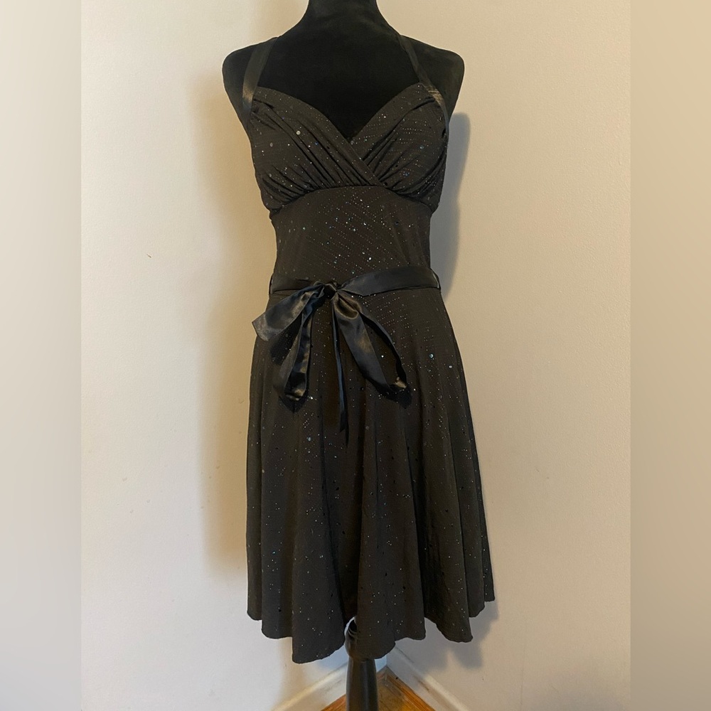 La Belle Formal Dress Size Medium